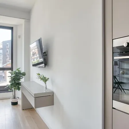 Joivy Chic Studio Close To Tower Apartment *